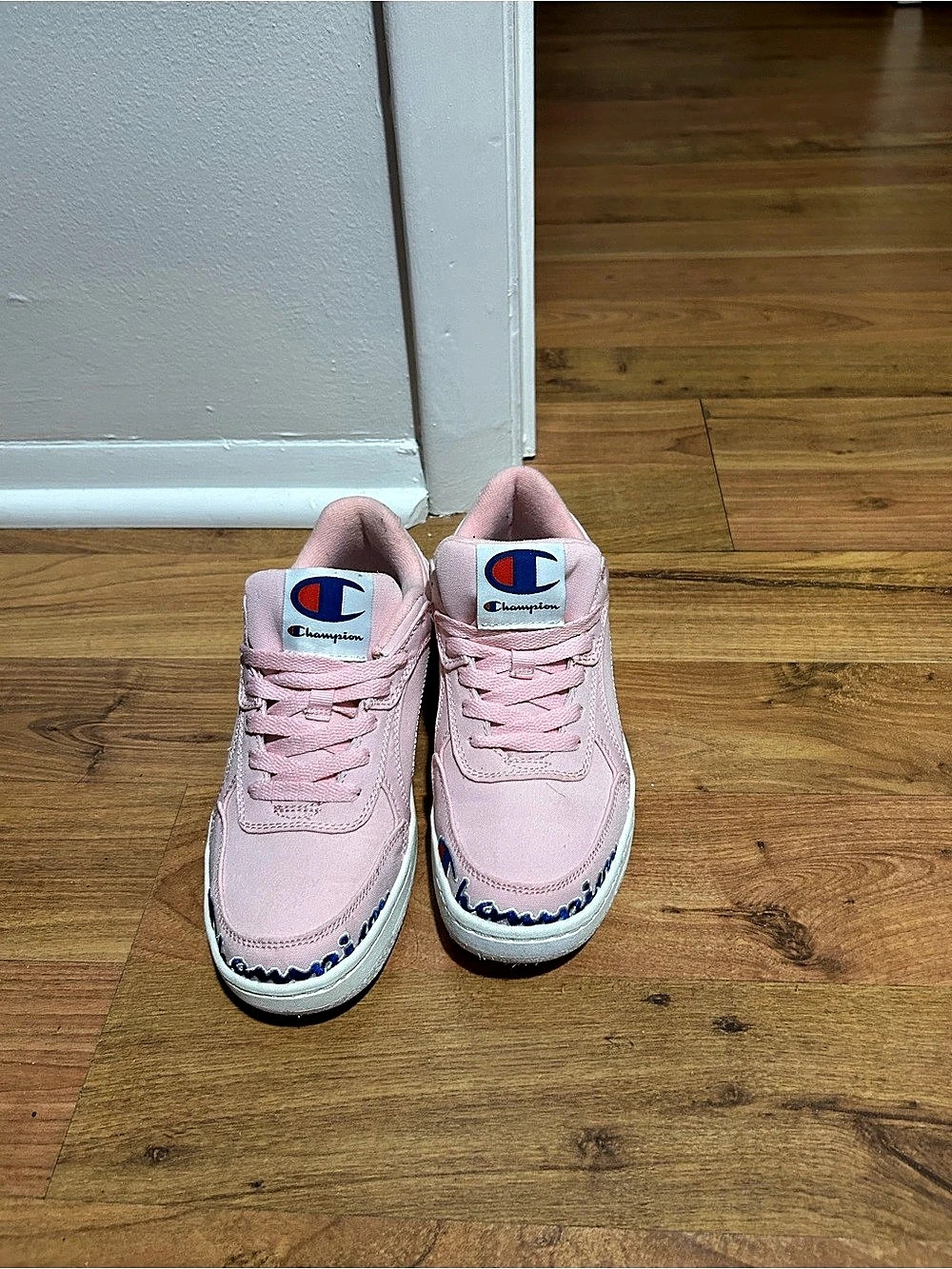 Champion Super C Court Low Pink & White Sneakers 7.5 size